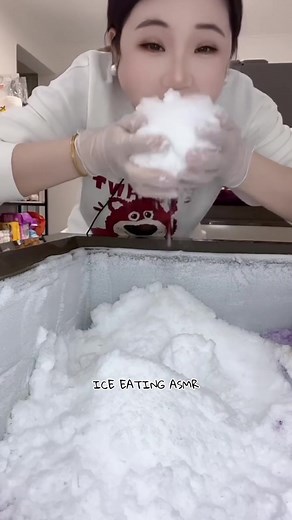ICE EATING ASMR TikTok'ta
