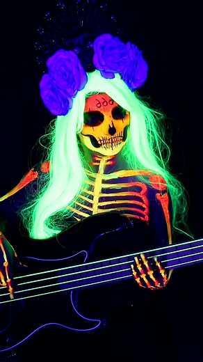 29K views · 1K reactions | Listos para escuchar a MUSE en el Hell and Heaven Open Air ? #rock #concert #qatrina | Qatrina | Facebook