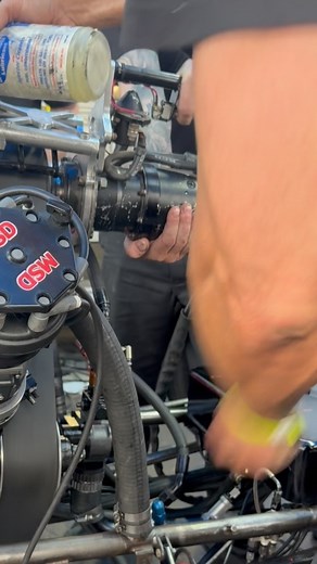 1.1K views · 3.4K reactions | LIVE WIRE #californiahustlernfc #dragracing #nitromethane #nitrofunnycar #nitro #headers | KB Media and Designs | Facebook