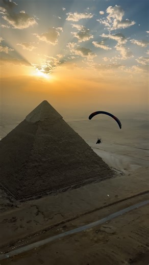 Richard Dolan on Instagram: "Oh what a sunrise it was 🌅🤩"