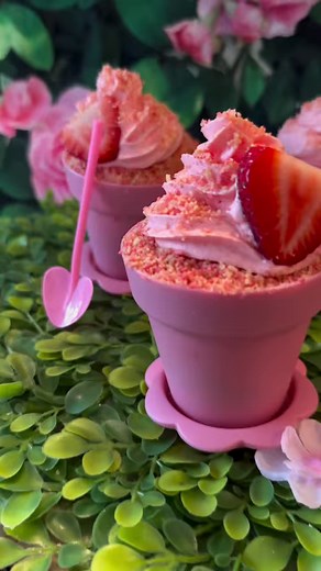 231K views · 6.4K reactions | Let’s make barbiecore dirt cakes! Simply crush golden Oreos with strawberry wafers and layer with strawberry pudding. Top with strawberry whipped cream. Do this by adding 2 cups heavy cream, 1/2 cup powdered sugar and 4 tbsp of strawberry jello to a chilled mixing bowl and whisk for 5 mins and then add to a piping bag. #barbiecore #strawberries #pudding #allthingsjamie | All Things Jamie | Facebook
