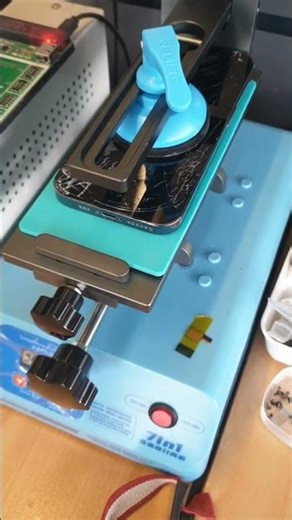 iPhone Screen Repair with Apple Approved Repairer