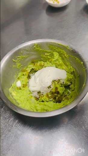 2-Minute Creamy Avocado Dip….