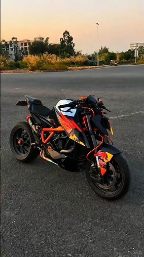 KTM 1290 Super Duke R – The Real Beast 🔥