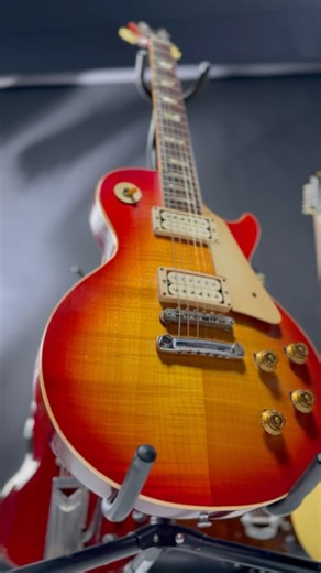 1959 is the most celebrated year for Gibson Les Paul guitars, with originals being among the most sought-after and valuable electric guitars in history — This Goldtop conversion project brings the vintage appeal of a ‘59 Burst at an excellent value 🎸 May 6 | Vintage Guitars and Musical Instruments Signature® Auction 🔗 HA.com/7397 #HeritageAuctions #Guitars | Heritage Auctions