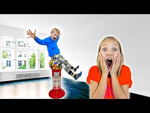 Amelia and Akim adventures in a mysterious play house