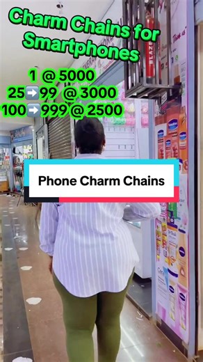 Phone charm chains are HERE Spice up your gadget with some personality. Whether you're matching with your bestie or stocking your shop 📍 PA82B Pioneer Mall PRICING (UGX): 🔹 1 @ 5,000 🔹 25–99 @ 3,000 🔹 100–999 @ 2,500 Call/watsapp 0748823387/0763304166 #PhoneCharmsug #PhoneAccessoriesug #fyp #viralvideo