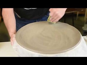 DIY Plate in clay. The easy way with great results! #servingplate