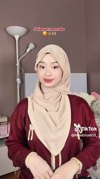 Tutorial Hijab Pashmina dan Jilbab: Cara Pakai Pashmina dengan Gaya Trendy
