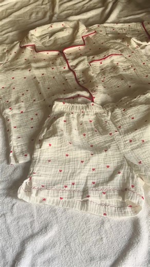 Soo cozyy and so cute 🥹🎀 #pyjamas #pjs #girls #girlythings #srilankan_tik_tok🇱🇰