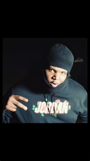 Flashing Lights Lyrics by Omerta5Five