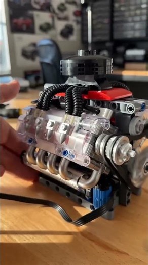 V8 Engine Model Kit — Real Mechanics in Motion #mechanicalmodel #engineeringdesign #creativebuilds