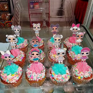 Making Cake Toppers With Cricut Maker | The Cake Boutique