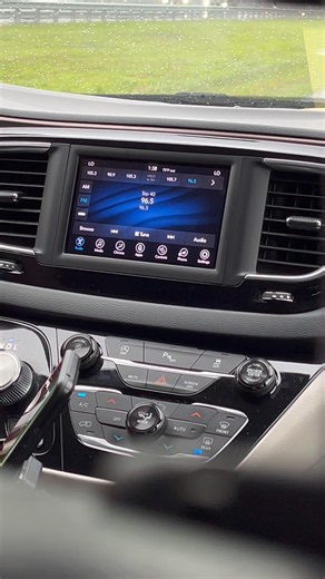 Car radio playing Taylor Swift’s new song (For ‪@CeilingFanSwifty‬)
