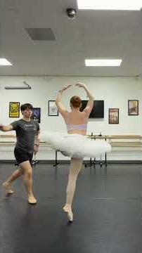 DAY 3 OF PERFECTING OUR PAS DE DEUX🥹 FOLLOW ALONG TO SEE THE PROGRESS #dance #ballet #ballerina