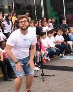 Is this not Ghana’s Che Che Kule? Here’s the lyrics of this lovely Ghanaian folk song: Che Che Kule Che Che Kofisa Kofisa Langa Langa te Lange Kum Adende Kum Adende. Kum. #iLoveGhana 🇬🇭 | Ghana the Black Star of Africa