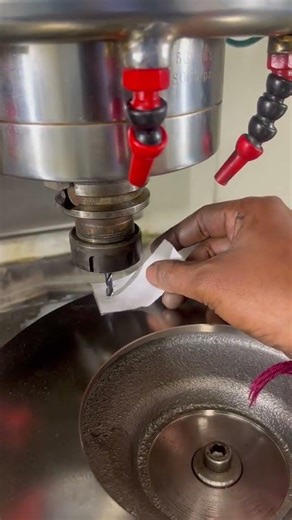 Set z offset tool vmc machin #cncmachine #vmc #humor #reels