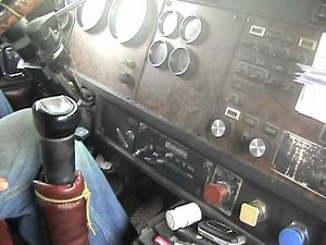 W-900 with 8V-92 Detroit Diesel