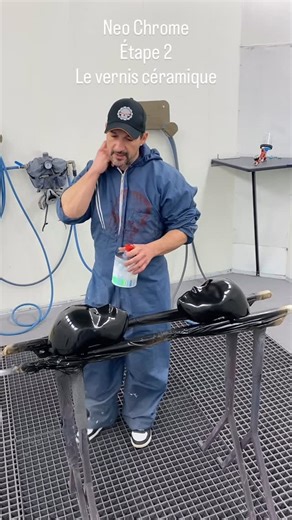Fred Bély | Préparation avant application Neo Chrome Étape N2, le vernis céramique Cerastar ST8900X de chez @stardustcolors . @hector_refinish... | Instagram