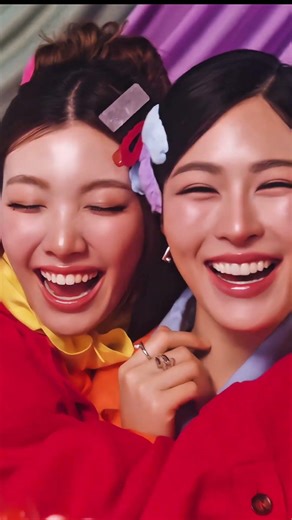 Ling’s smile says it all… her eyes disappear every time she’s with Orm😭😭#lingorm