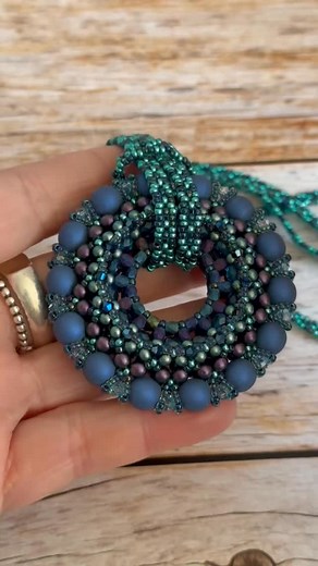 Don’t miss the kit and pattern launch today 17:00 (5pm) german time. 🥰🍾 As it was…. Not at all as it was back in Sheherazade times 😉 | Sabine Lippert