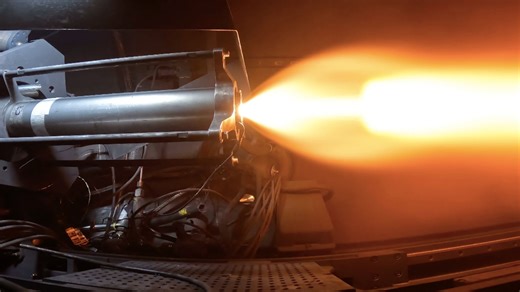 NASA tests 14-inch hybrid rocket motor for smoother Moon landing