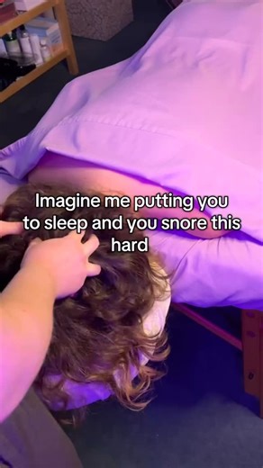 It’s just a recording of my dog btw but it is 100% okay when you fall asleep and snore. It lets me know you’re feeling safe and relaxed in my care and that means the absolute world to me! Probably 6 out of 10 clients I work on end up in a dreamy or sleepy state. I love nothing more than when I ask my client how they are feeling after a session and the only word that comes to mind is “relaxed.” What are you waiting for? Book with me 💆🏼‍♀️ www.gentlyunbound.com 📍Oberlin, OH Facials | Massage | 