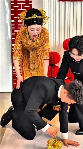 Funny Chinese Engagement Ceremony 😂 | Cute Bride & Groom Moments ❤️ #wedding #shorts