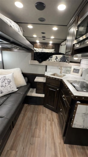 Now available: A 2025 Platinum 6 Horse P/C Load with a 12'8" SW, finished with a Signature interior and built for comfort on the road. If you’ve been waiting for the right setup, this one checks all the boxes. 📍 Available now at Cowboy Trailer Sales - Weatherford TX — go take a look before it’s gone: https://loom.ly/Yr0AWyc | Signature Quarters, Custom Living Quarters