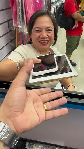 702K views · 11K reactions | IPHONE 13 PROMAX GREEN SCREEN 2 IPAD MINI 4 IPHONE 6 PLUS REPAIR GALING PA SI MAAM LUCBAN QUEZON MARAMING SALAMAT POMAAM SA PAG DAYO PO ‍♂️ #fypシ゚viralシ #fbreelsvideo #fypreels #fypシ゚ #technician #cellphoneaccessories #iphoneonly #CellphoneRepair #screenprotector # | Mervin Pescasio Lamoco | Facebook