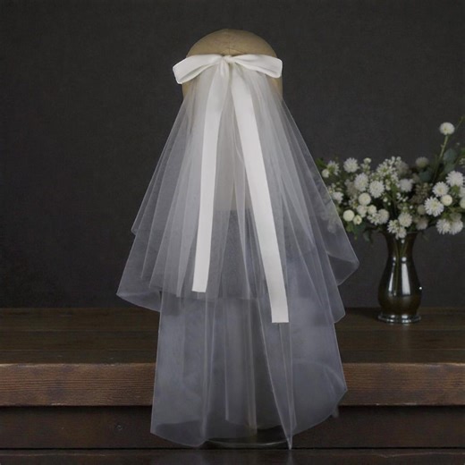 Two Layer Bridal Veil,bride to Be Veil, Hen Party Accessory,wedding Veil, Tulle Bow, Hen Weekend, Bachelorette Veil,bride Veil,hen Do. - Etsy