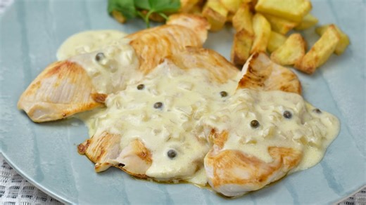 Filetes de pollo con salsa fácil | Receta rápida lista en 10 minutos