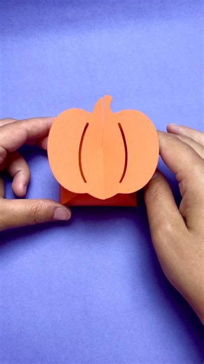 Interlocking Pumpkin Gift Box with Cricut 🎃 | No Glue Needed! #DIY #cricut #halloween2026