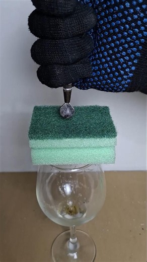 Green Sponge 🟢🔥How long can it survive the heat? Watch till the end! #experiment #foryou #satisfying