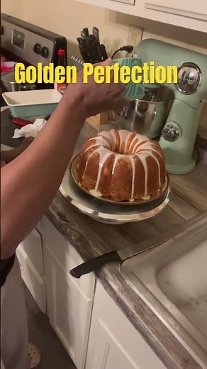 Moist Cake Everyone Asks For The Recipe #poundcake #dessert #easyrecipe