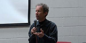 Filmmaker, known for war documentaries, visits Rockford on Veterans Day