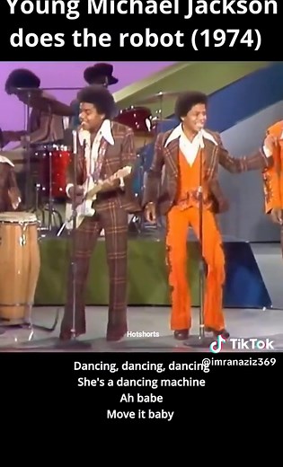 Michael Jackson Dancing Machine 1974 Videos