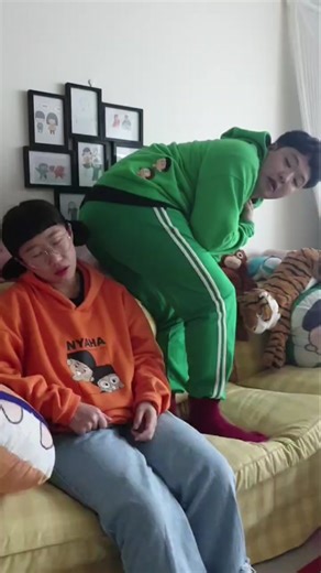 ㅋㅋㅋ에이미 영혼탈출ㅋㅋ#찰싹찰싹 #방구 #영혼탈출 #흔한남매