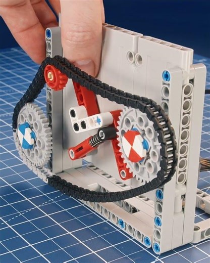 Huge Difference ⚙️ - Chain Tensioner vs No Tension