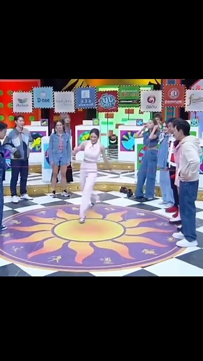 202K views · 5.5K reactions | Chắc ngày xưa đi học Lingling Kwong được full 10 môn thể dục quá. Cái dây cao tới nách mà chỉ bay qua nhẹ tựa lông hồng. | G'Love Review | Facebook