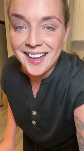 CWC Approved ✔️ This casual two-piece set is designed for comfort and an effortless everyday outfit