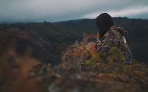 Justin Bieber - Hit The Ground (Lyric Video)