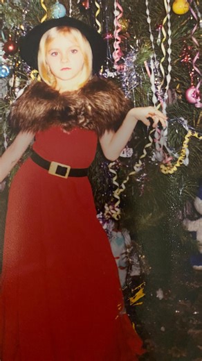 MODEL | ACTRESS | AGENT | DUBAI 🇦🇪 on Instagram: "Do you believe me or not? That’s the question ;) Scene with Robert's and Clooney from Oceans twelve 🎥 🍿"