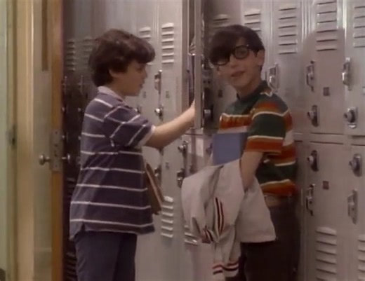 Los Años Maravillosos 1x6 – Baila conmigo 03 | Doc Doc penting