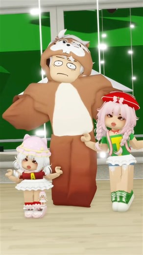 I asked Lena and Daddy to do this trend with me. 🥰💕