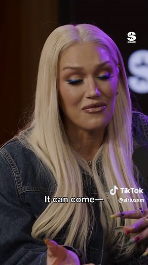 Gwen Stefani on the Just a Girl Trend Interview