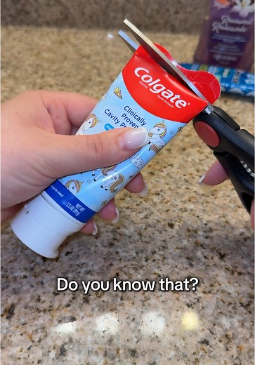 #lifehack #tipsandtricks #tips #trick #dollartreehacks #colgate #toothpaste