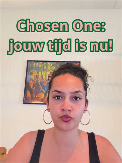 Chosen one, de tijd dat jij je hoogst mogelijke timeline mag gaan leven - het Divine Plan wat de Schepper voor jou uitgeschreven heeft - is nu! Spirituele aanvallen zullen je niet meer kunnen raken. Deuren zullen openen, magische toevalligheden zullen je sturen naar de juiste relaties en vriendschappen. Je zal inzichten krijgen die verklaren waarom je leven lange tijd moeilijk is geweest. Mentaal, fysiek en spiritueel zal je bloeien en groeien. Je zal je eigen fairy tale kunnen creeren, een leve