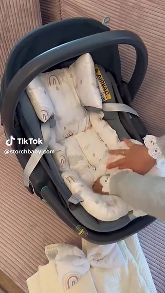 #handmade #handmadegifts #babygifts #motherhood #parentingtips #momlife #BabyGear #BabyEssentials #HappyBaby #ParentingHacks #NewMomLife #babymusthaves