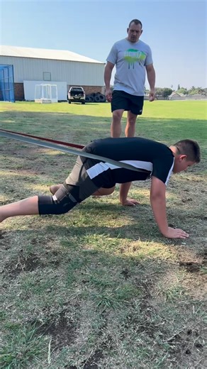 SCRUM Basics- Great session from Hanco, looking forward to this young man in his up coming season. #eight7rugby #rugby #rugbylife #rugbyunion #grassrootsrugby #scrum #rugbyclinic #rugbycoaching #schoolrugby #rugbycoach #coach #coaching | EIGHT 7 RUGBY